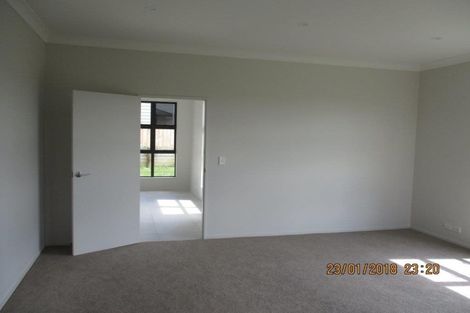 Photo of property in 20 Kaimanawa Road, Karaka, Papakura, 2113