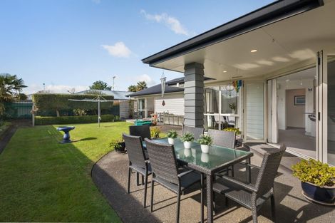 Photo of property in 8 Kasey Josh Place, Katikati, 3129