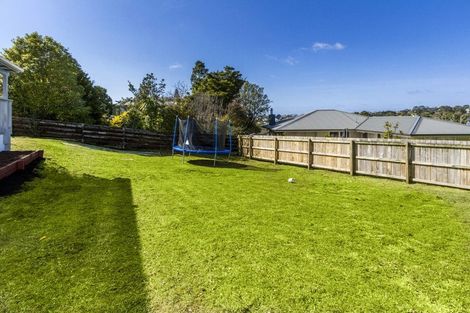 Photo of property in 2/92 Glamorgan Drive, Torbay, Auckland, 0630