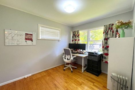 Photo of property in 1/86 Tirimoana Road, Te Atatu South, Auckland, 0602