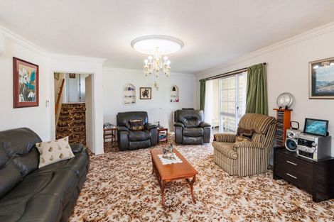 Photo of property in 19 Willowbank Crescent, Feilding, 4702