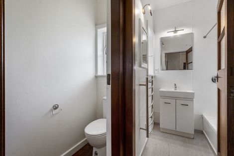 Photo of property in 162 Cook Street, West End, Palmerston North, 4410