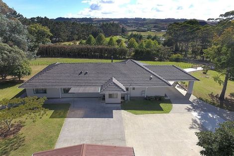 Photo of property in 1211 State Highway 16, Waimauku, 0883