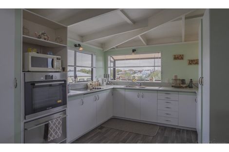Photo of property in 76 Arthur Street, Seaview, Timaru, 7910