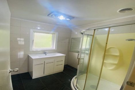 Photo of property in 51 Smythe Road, Henderson, Auckland, 0612