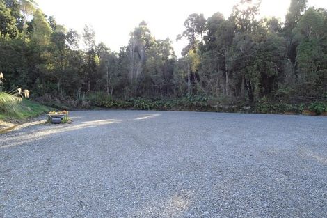 Photo of property in 8 Hurren Place West, Kumara Junction, Hokitika, 7882