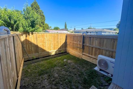 Photo of property in 4/51 Wharf Road, Te Atatu Peninsula, Auckland, 0610