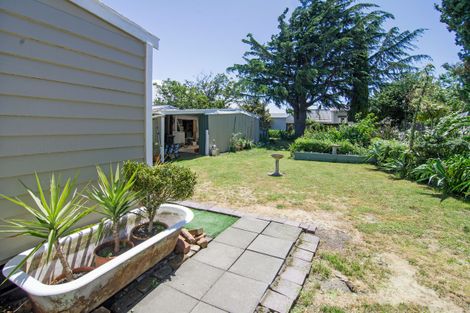 Photo of property in 18 Victoria Street, Carterton, 5713