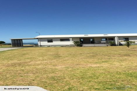 Photo of property in 28 Sandleigh Drive, Athenree, Katikati, 3177