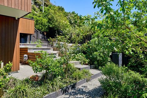 Photo of property in 4 Marama Terrace, Eastbourne, Lower Hutt, 5013