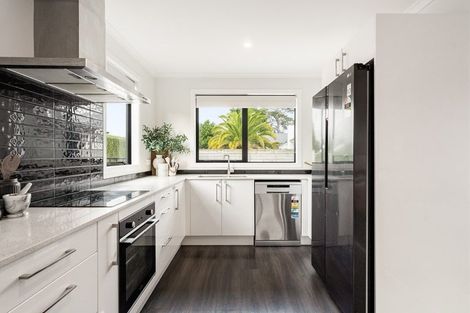 Photo of property in 37 Parau Drive, Bethlehem, Tauranga, 3110