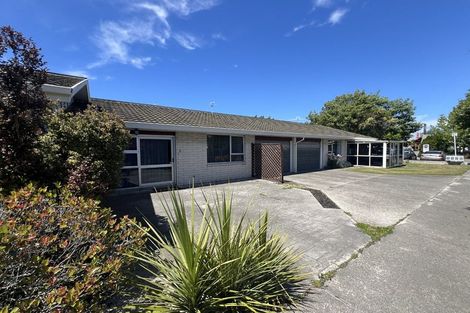 Photo of property in 2/16 Leslie Street, Upper Riccarton, Christchurch, 8041