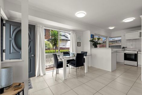Photo of property in 11c Oceanbeach Road, Mount Maunganui, 3116