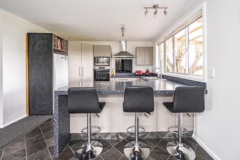 Photo of property in 16 Round Hill Road, Reidston, Oamaru, 9492