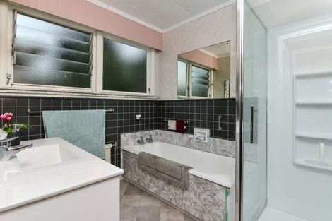 Photo of property in 25 Queenwood Avenue, Queenwood, Hamilton, 3210