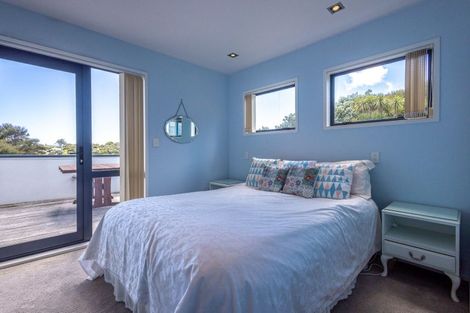 Photo of property in 35 Tawa Street, Oneroa, Waiheke Island, 1081