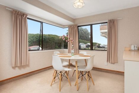Photo of property in 1/267 Oceanbeach Road, Mount Maunganui, 3116