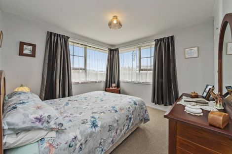 Photo of property in 3 Denise Crescent, Hornby, Christchurch, 8042