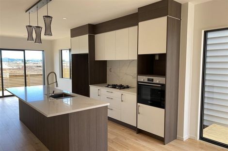 Photo of property in 46 Parahau Road, Papakura, 2110