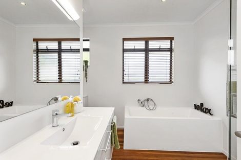 Photo of property in 15 Darley Street, Maeroa, Hamilton, 3200