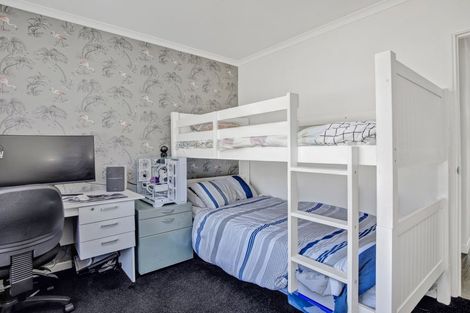 Photo of property in 221 Matai Road, Raumati Beach, Paraparaumu, 5032