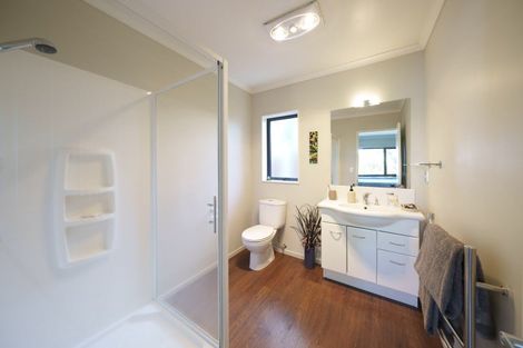 Photo of property in 2 Taunton Place, Rangiora, 7400