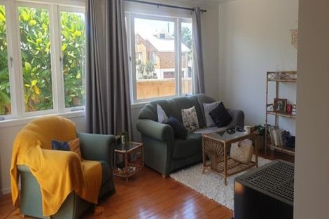 Photo of property in 1018a Papamoa Beach Road, Papamoa Beach, Papamoa, 3118