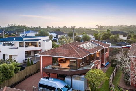 Photo of property in 1/65 Aberdeen Road, Castor Bay, Auckland, 0620