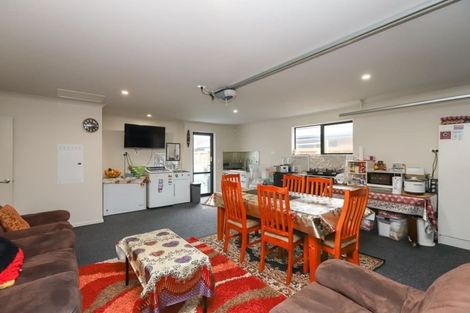 Photo of property in 227 Dixon Road, Fitzroy, Hamilton, 3206