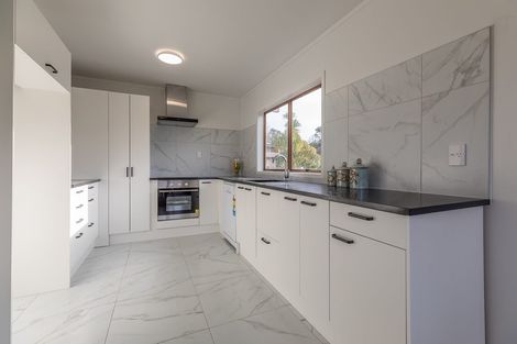 Photo of property in 47 Stapleford Crescent, Browns Bay, Auckland, 0630