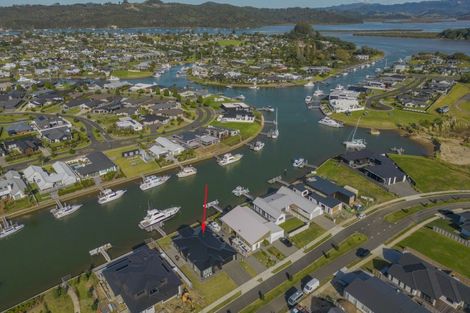 Photo of property in 35 Awatea Drive, Whitianga, 3510