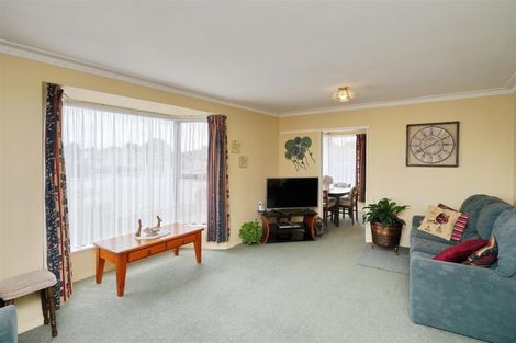 Photo of property in 1/149 Northcote Road, Northcote, Christchurch, 8052