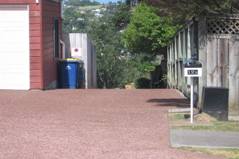 Photo of property in 2/12 Heathglen Place, Bayview, Auckland, 0629