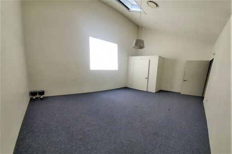 Photo of property in 4/5 Hopper Street, Mount Cook, Wellington, 6011