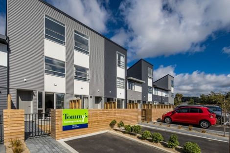 Photo of property in 2/36 Tacy Street, Kilbirnie, Wellington, 6022