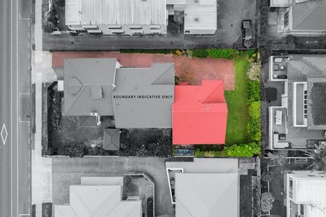 Photo of property in 1/34 Marine Parade, Mount Maunganui, 3116