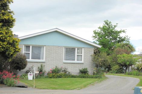 Photo of property in 9 Weston Place, Rangiora, 7400