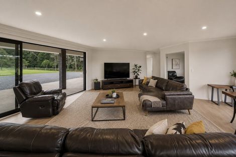Photo of property in 49 Kanohi Road, Kaukapakapa, 0873