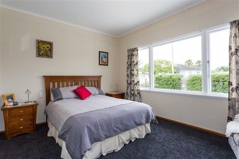 Photo of property in 5 Cassino Crescent, Onekawa, Napier, 4110
