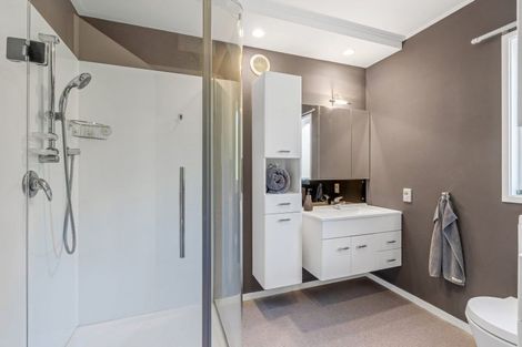 Photo of property in 366 Point View Drive, Shamrock Park, Auckland, 2016