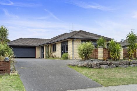 Photo of property in 33 Golden Sands Drive, Papamoa Beach, Papamoa, 3118