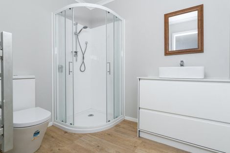 Photo of property in 28 Wrights Road, Raglan, 3295