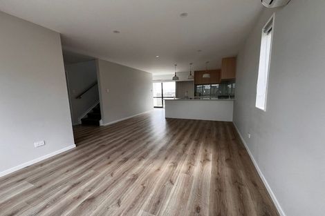 Photo of property in 4 Finn Place, Mount Wellington, Auckland, 1060