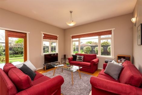 Photo of property in 58 Searells Road, Strowan, Christchurch, 8052