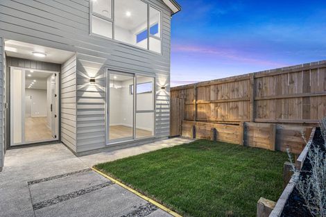 Photo of property in 4 Kotuitui Drive, Wainui, 0992