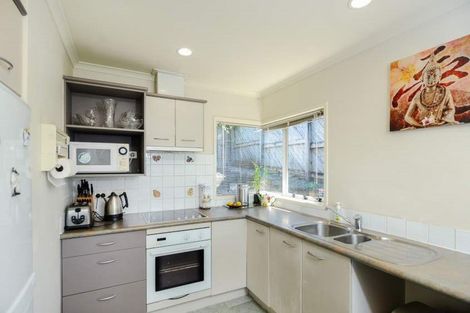 Photo of property in 8 Rush Creek Drive, Westgate, Auckland, 0614