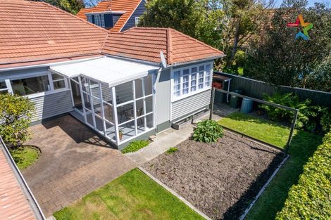 Photo of property in 14a Wai-iti Crescent, Woburn, Lower Hutt, 5010