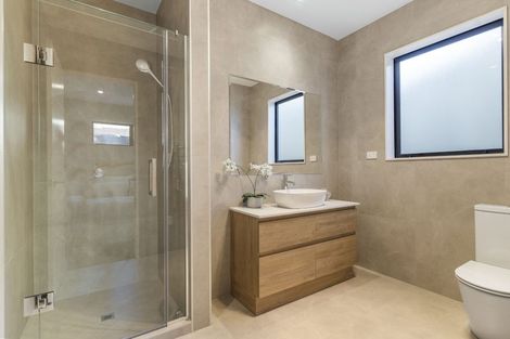 Photo of property in 32 Grand Ridge Avenue, Flat Bush, Auckland, 2019