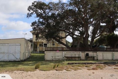 Photo of property in 16 Pataua Street, Pataua South, Onerahi, 0192