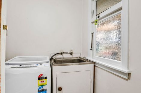 Photo of property in 105 Vogel Street, Roslyn, Palmerston North, 4414